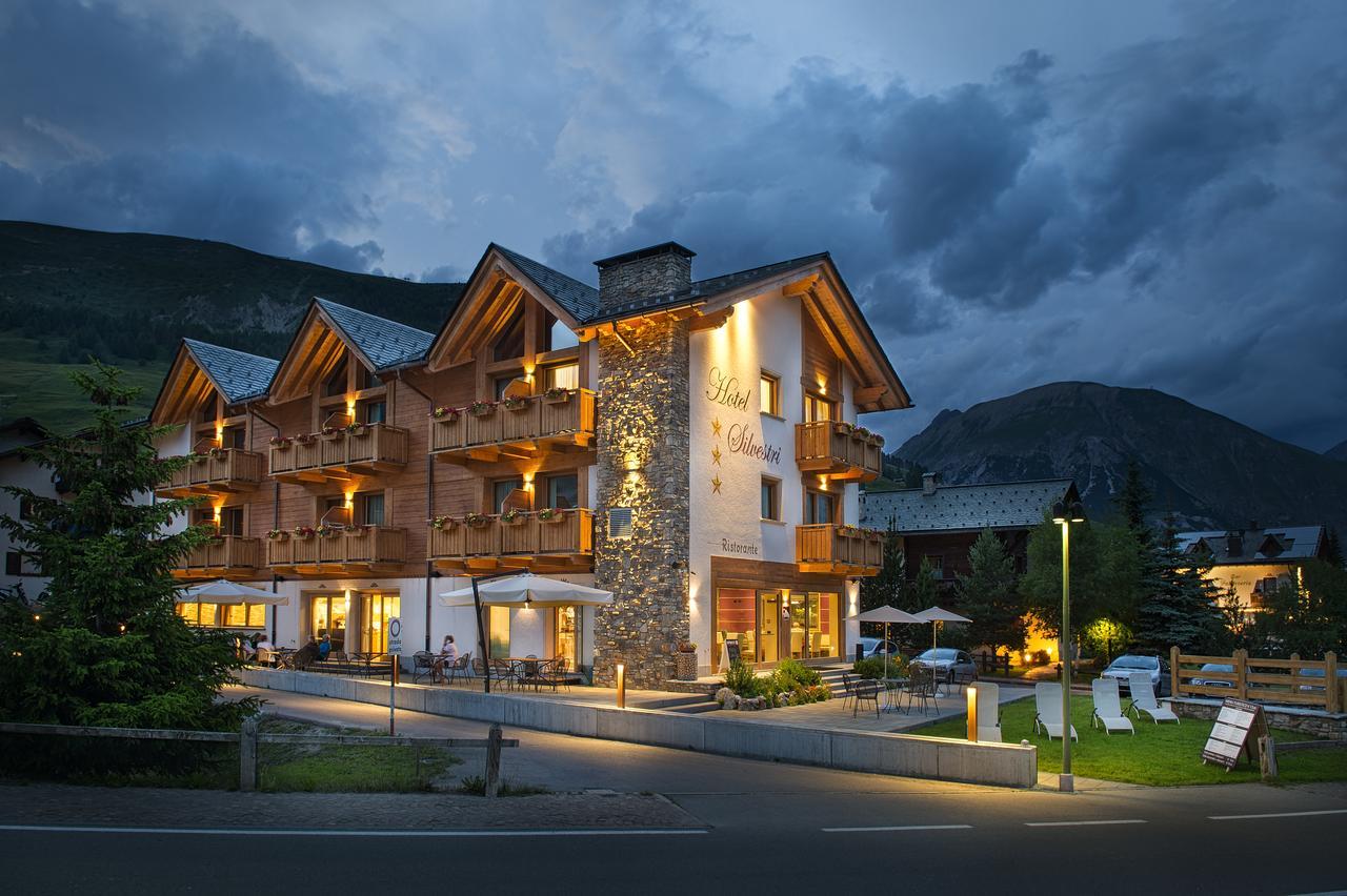 Hotel Silvestri リヴィーニョ エクステリア 写真